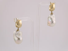 Load image into Gallery viewer, Delross Design Jeweller, Brisbane Jeweller, Chermside Jeweller, Custom Jewellery, 9ct Gold Pearl