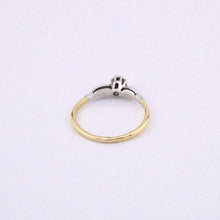 Load image into Gallery viewer, Delross Design Jeweller, Brisbane Jeweller, Chermside Jeweller, Custom Jewellery, 18ct Gold, Diamond Ring, Vintage