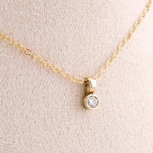 Load image into Gallery viewer, Delross Design Jeweller, Brisbane Jeweller, Chermside Jeweller, Custom Jewellery, 9ct Gold Diamond Pendant