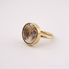 Load image into Gallery viewer, Delross Design Jeweller, Brisbane Jeweller, Chermside Jeweller, Custom Jewellery, Vintage Satsuma Button, Japanese Gold Ring