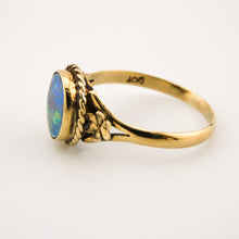 Load image into Gallery viewer, Delross Design Jeweller, Brisbane Jeweller, Chermside Jeweller, Custom Jewellery, 9ct Vintage Opal Ring