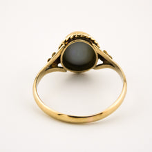 Load image into Gallery viewer, Delross Design Jeweller, Brisbane Jeweller, Chermside Jeweller, Custom Jewellery, 9ct Vintage Opal Ring