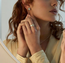 Load image into Gallery viewer, Sterling Silver & 14ct Yellow Gold Plated Cubic Zirconia Flower Ring