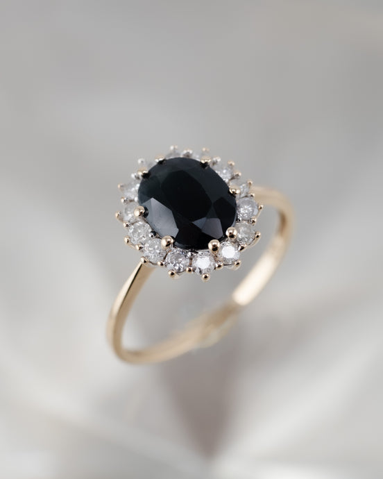 9ct Australian Sapphire and Diamond Ring Pre Owned Delross Design Jewellers