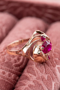 9ct Yellow Gold Vintage Red Paste Ring Delross Design Jewellers