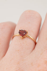 9ct gold heart shaped almandine garnet solitaire ring Delross Design Jewellers 