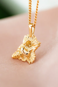 9ct Gold Conch Shell Pendant, Delross Design Jeweller, Brisbane Jeweller, Chermside Jeweller, Custom Jewellery