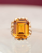 Load image into Gallery viewer, 18ct Yellow Gold Yellow Sapphire Ring