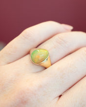 Load image into Gallery viewer, 18ct Yellow Gold Ethiopian Opal Ring