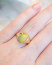 Load image into Gallery viewer, 18ct Yellow Gold Ethiopian Opal Ring
