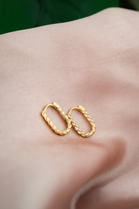 9ct Gold Huggie Earrings, Delross Design Jeweller, Brisbane Jeweller, Chermside Jeweller, Custom Jewellery