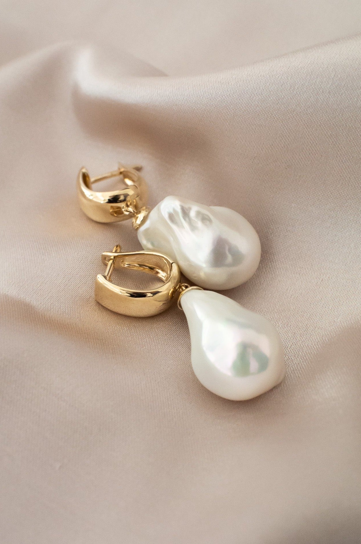 Delross Design Jeweller, Brisbane Jeweller, Chermside Jeweller, Custom Jewellery, 9ct Gold Pearl