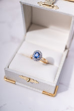 Load image into Gallery viewer, 18ct Gold Vintage Blue 0.74ct Ceylon Sapphire &amp; Diamond Ring, Delross Design Jeweller, Brisbane Jeweller, Chermside Jeweller, Custom Jewellery