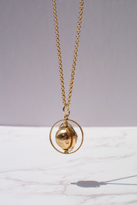 Delross Design Jeweller, Brisbane Jeweller, Chermside Jeweller, Custom Jewellery, Yellow Gold, Globe Pendant