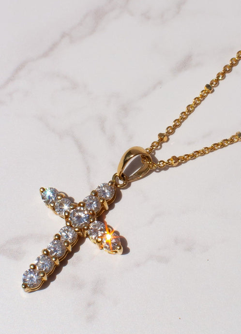 Delross Design Jeweller, Brisbane Jeweller, Chermside Jeweller, Custom Jewellery, 18ct Gold, Diamond Cross Pendant