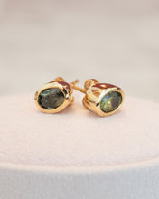 Load image into Gallery viewer, 18ct Yellow Gold Handmade Oval Parti Sapphire Stud Earrings