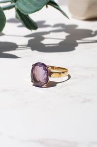 18ct Gold Vintage 5ct Amethyst Ring