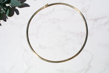 Load image into Gallery viewer, 14ct Gold Omega Necklace