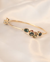 Load image into Gallery viewer, Handmade 9ct Yellow Gold Sapphire Bangle