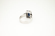 Load image into Gallery viewer, 18ct Gold Vintage 1.70ct Sapphire &amp; Diamond Ring, Delross Design Jewellers, Chermside West, Brisbane Custom Jewellers