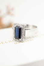 Load image into Gallery viewer, 18ct Gold Vintage 1.70ct Sapphire &amp; Diamond Ring, Delross Design Jewellers, Chermside West, Brisbane Custom Jewellers