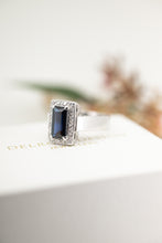 Load image into Gallery viewer, 18ct Gold Vintage 1.70ct Sapphire &amp; Diamond Ring, Delross Design Jewellers, Chermside West, Brisbane Custom Jewellers