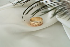Delross Design Jeweller, Brisbane Jeweller, Chermside Jeweller, Custom Jewellery, 9ct Gold Ocean Ring