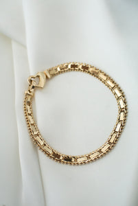 Delross Design Jeweller, Brisbane Jeweller, Chermside Jeweller, Custom Jewellery, Yellow Gold, Fancy Link Bracelet