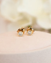 Load image into Gallery viewer, 18ct Yellow Gold Diamond Stud Earrings