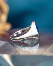 Load image into Gallery viewer, Silver Lapis Signet Ring