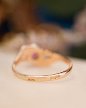 Load image into Gallery viewer, Vintage 14ct Rose Gold Pink Paste Stone Ring