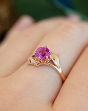 Load image into Gallery viewer, Vintage 14ct Rose Gold Pink Paste Stone Ring