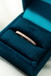 18ct Rose Gold Round Brilliant Cut Argyle Pink Diamonds Grain Set Ring, Delross Design Jeweller, Brisbane Jeweller, Chermside Jeweller, Custom Jewellery