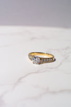 Load image into Gallery viewer, 18ct Gold 0.71ct Diamond Ring