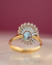 Load image into Gallery viewer, 18ct Gold Topaz &amp; Diamond Ring