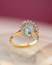 Load image into Gallery viewer, 18ct Gold Topaz &amp; Diamond Ring