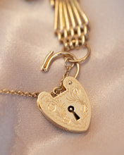 Load image into Gallery viewer, 9ct Yellow Gold Gate Bracelet With Padlock