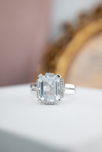 9ct White Gold 4.30ct Aquamarine & Diamond Ring, Delross Design Jewellers, Brisbane Jewellers, Custom Brisbane Jewellers, Brisbane Jewellery Repairs, Chermside West Jewellers  