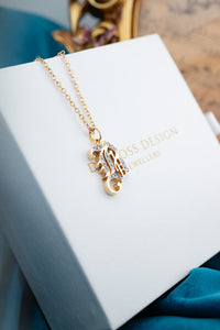 14ct Gold Diamond 'B' Pendant,  Delross Design Jewellers, Brisbane Jewellers, Custom Brisbane Jewellers, Brisbane Jewellery Repairs, Chermside West Jewellers  