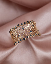 Load image into Gallery viewer, 9ct Gold Coral Inspired Sapphire Ring