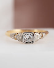 Load image into Gallery viewer, Antique 18ct Gold &amp; Platinum Old European Cut Diamond Ring.