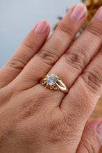 Load image into Gallery viewer, Vintage 9ct Gold Cubic Zirconia Ring, Delross Design Jewellers, Brisbane Jewellers, Custom Brisbane Jewellers, Brisbane Jewellery Repairs, Chermside West Jewellers  