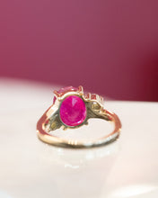 Load image into Gallery viewer, 18ct Natural 3.52ct Ruby Ring