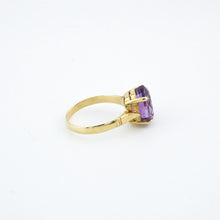 Load image into Gallery viewer, 18ct Gold Vintage 5ct Amethyst Ring