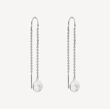 Load image into Gallery viewer, Sterling Silver Circle Thread Drop Earrings