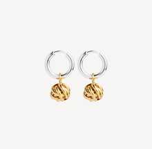 Load image into Gallery viewer, Sterling Silver &amp; 14ct Gold Textured Bead Huggie Earrings