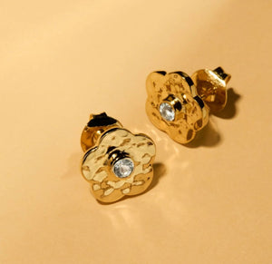 14ct Yellow Gold Plated Sterling Silver Flower Stud Earrings