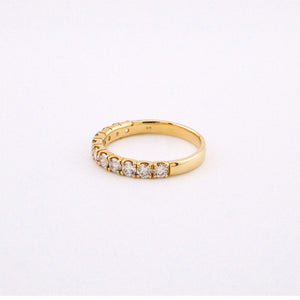 Delross Design Jeweller, Brisbane Jeweller, Chermside Jeweller, Custom Jewellery, 18ct Gold, Diamond ring