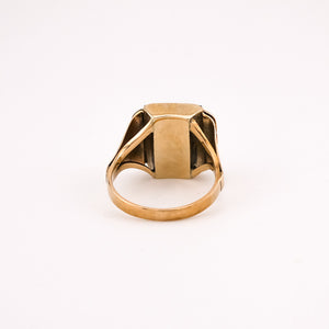 9ct Gold Vintage Onyx Ring, Delross Design Jeweller, Brisbane Jeweller, Chermside Jeweller, Custom Jewellery