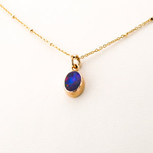 Delross Design Jeweller, Brisbane Jeweller, Chermside Jeweller, Custom Jewellery, 9ct Gold Vintage Opal Pendant